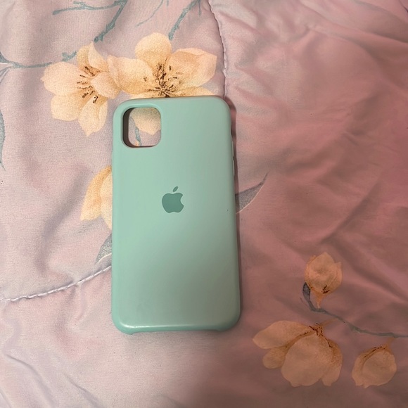 iPhone 11 case baby blue - Picture 1 of 2